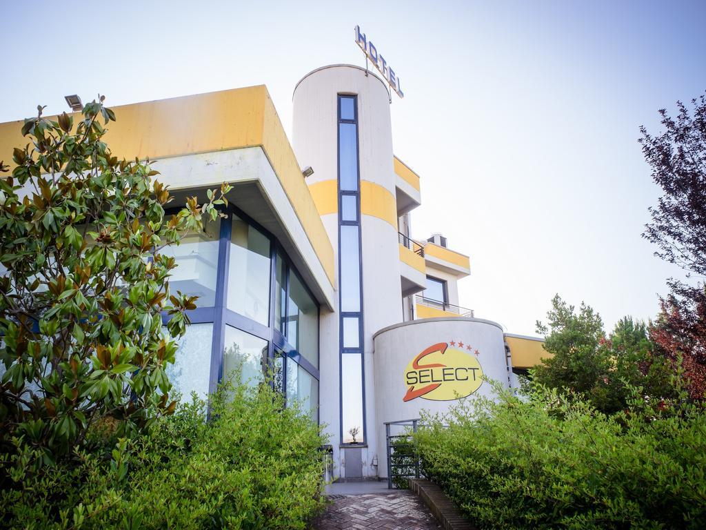 Hotel Select Atessa Kültér fotó